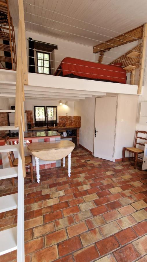 Au Pied De La Sainte Victoire Holiday home